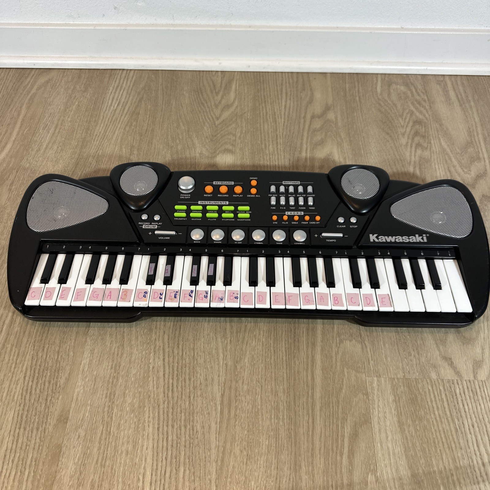 Kawasaki Silver 49 Key Keyboard Piano Battery Operated Multifunction TESTED WORK