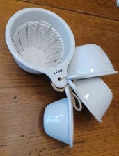 Williams Sonoma White Ceramic Measuring Cups Set Of 4