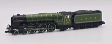 Working Graham Farish 372-385 LNER Class A2 525 AH Peppercorn LNER Apple Green
