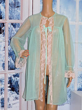M Mistee Double Layer Short Nylon Robe Ruffle Sleeve Mint Green Ecru Lace