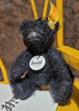 "Schwarz" 3-3/4inch, Retired Steiff Bear 02962 Jointed, Black Mohair, Darling
