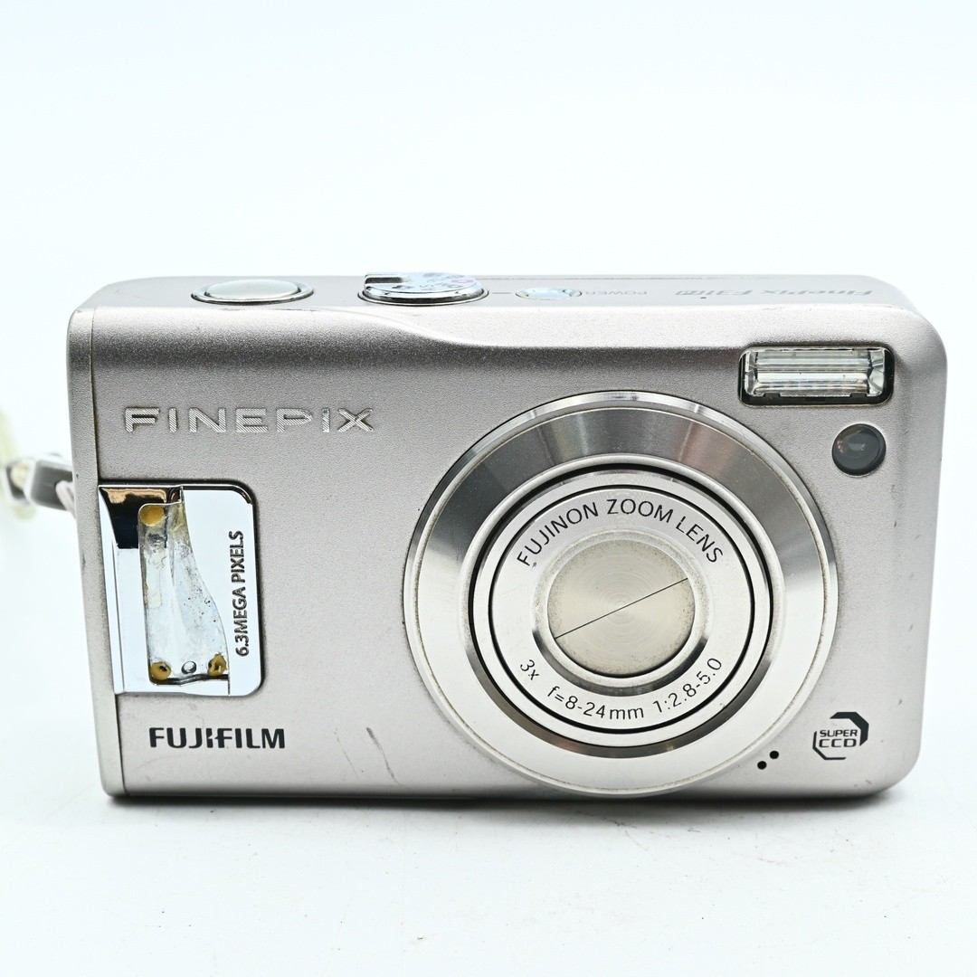 Fujifilm FinePix F31fd Silver 6.3MP 3x Zoom Compact Digital Camera