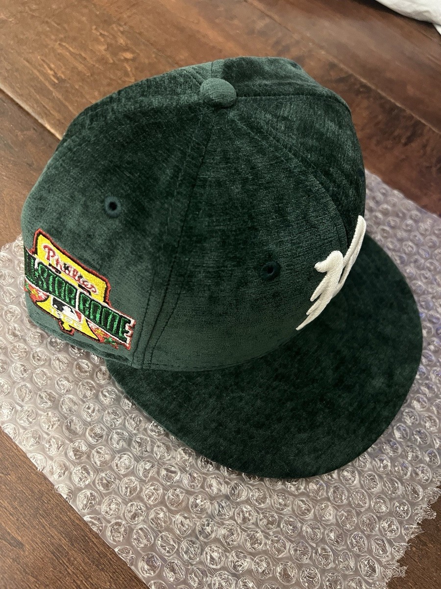 7 1/4 Hat Club New Era 59Fifty Holiday Party Phillies Green Patch