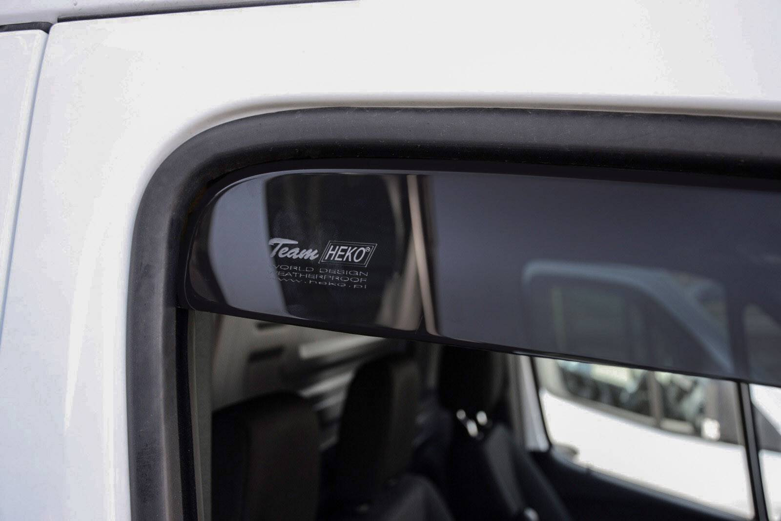 Déflecteurs de vent HEKO teintés anti-buée pour Daf 55 - 3