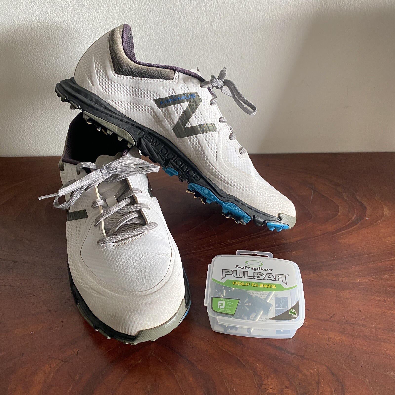New Balance Minimus Tour NBG1007WK MENS 11 D Golf Shoes Waterproof + 4 Cleats