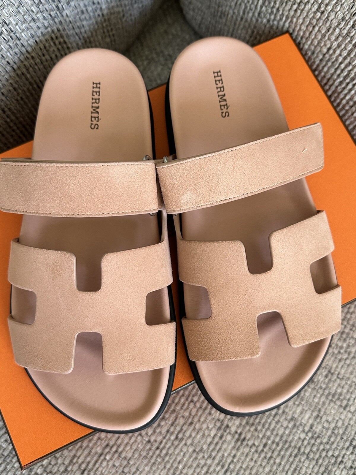 Size 37EU NIB HERMÈS Nude Suede Women’s Chypre Sandals w/ Receipt image 3