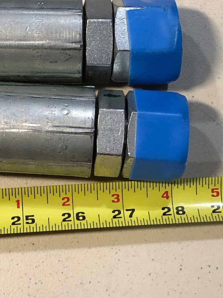 Gates 28" Long 16EFG4K 1-1/4" with 1/1/4" 16FJX fittings 4000 Psi Mega Spiral Fl - Image 2 of 4