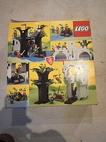 LEGO CASTLE 6077 Forestmen's River Fortress COMPLETE w/ Box and Instructions