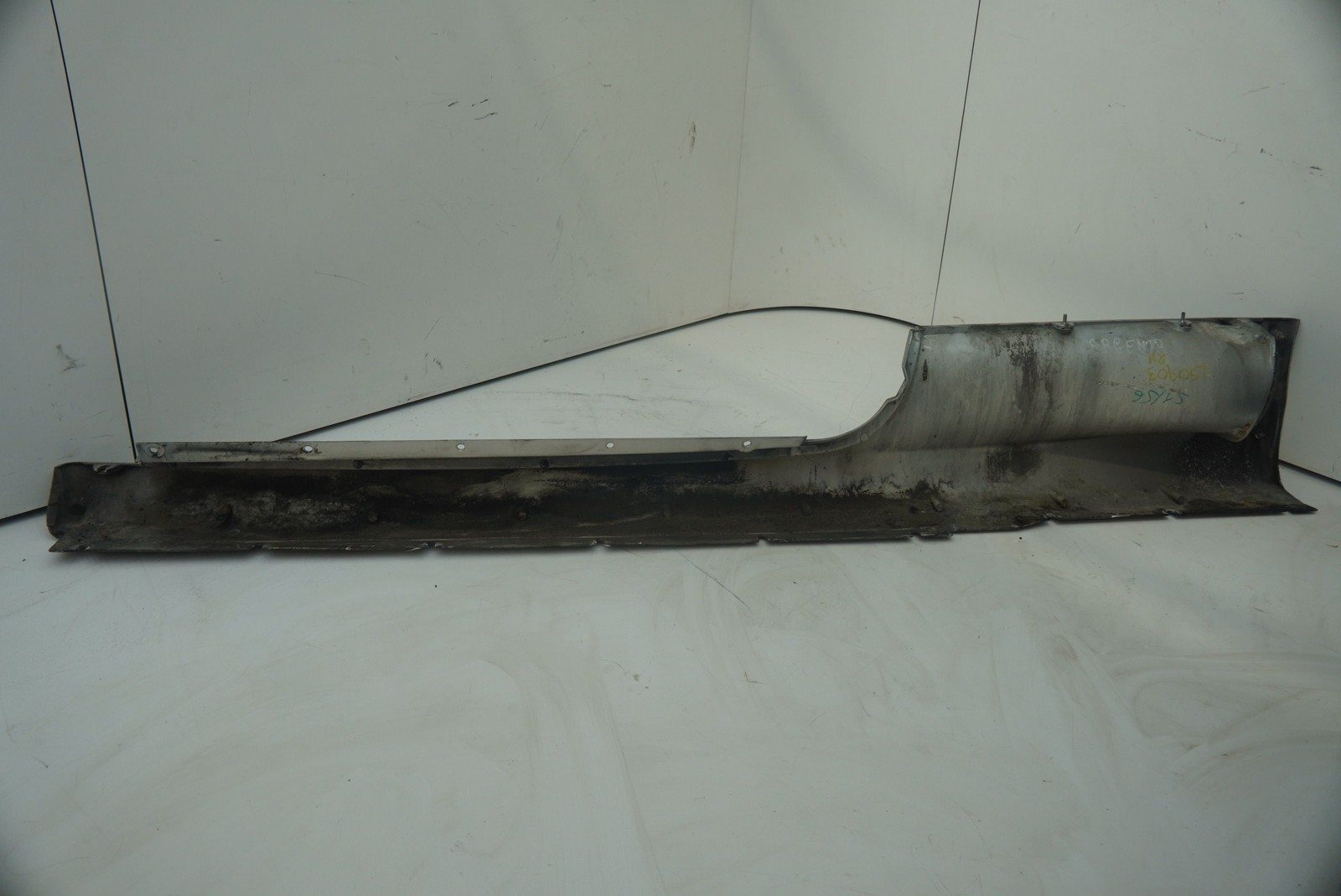 Right Rocker Panel Side Skirt Trim Molding Cover 66099410 OEM Ferrari 360 2004