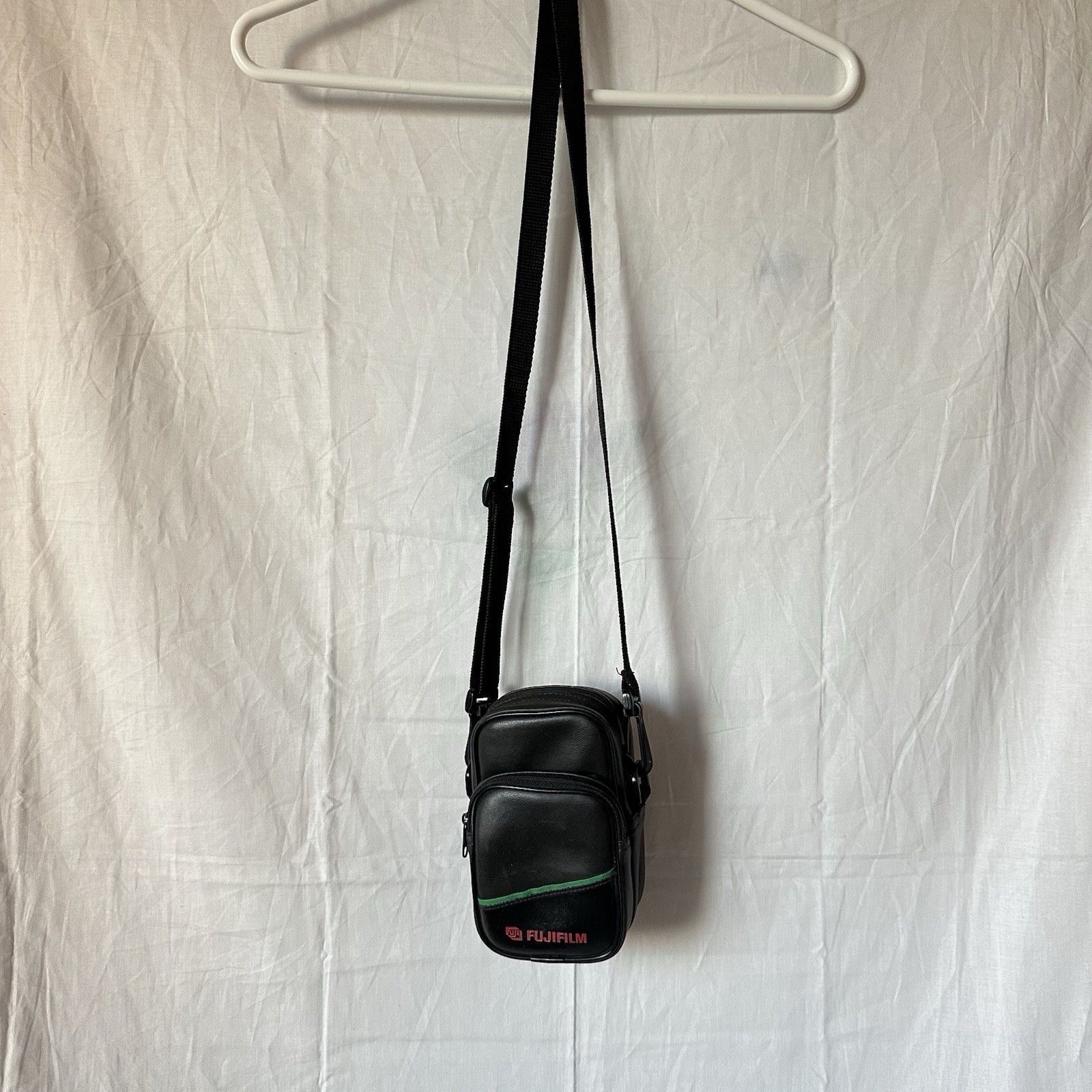 Fujifilm Black Vintage Crossbody Camera Case Shoot Point 6x3.5x2 with Strap