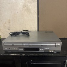 Sony SLV-D300P Progressive-Scan DVD Player/Video Cassette Recorder Combo