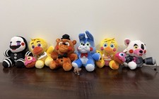 Five Nights at Freddy's Jazwares Puppet Chica Freddy Bonnie Mangle 8" Plush Set