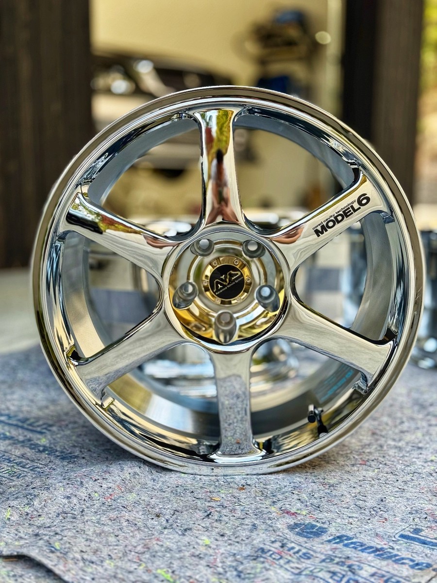 ヨコハマ ADVAN MODEL6 PCD114.3 4穴17インチ7Jオフセット45 アルミ