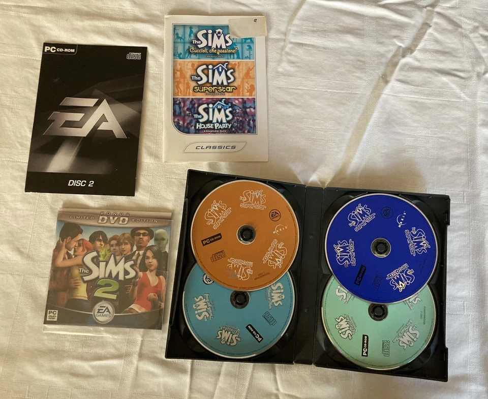 Pc Cd-room The Sims:Cuccioli Che Passione. Superstar. House Party Expansion Pack - Immagine 2 di 4