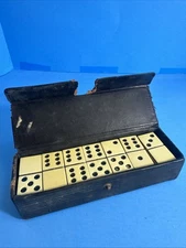 Vintage Dominos Game 28 Piece Game Set Vintage Games 