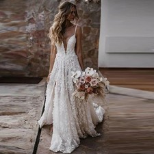 V-neck Wedding Dress Backless Spaghetti Straps Court Train Sleeveless Bride Gown