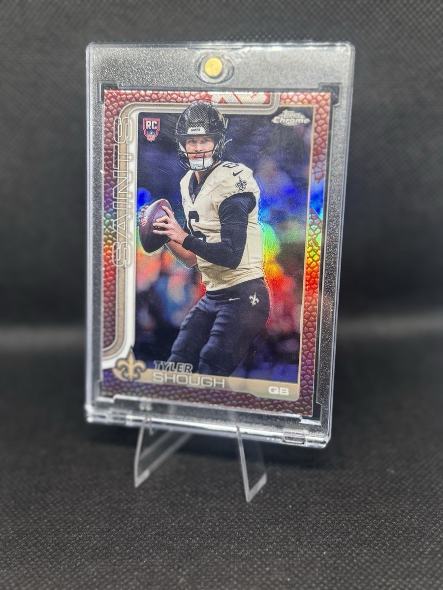acgカード　　Legend    of     SP⭐︎11 🔥🔥2025 Topps Chrome Tyler Shough Rookie Leather Refractor #398