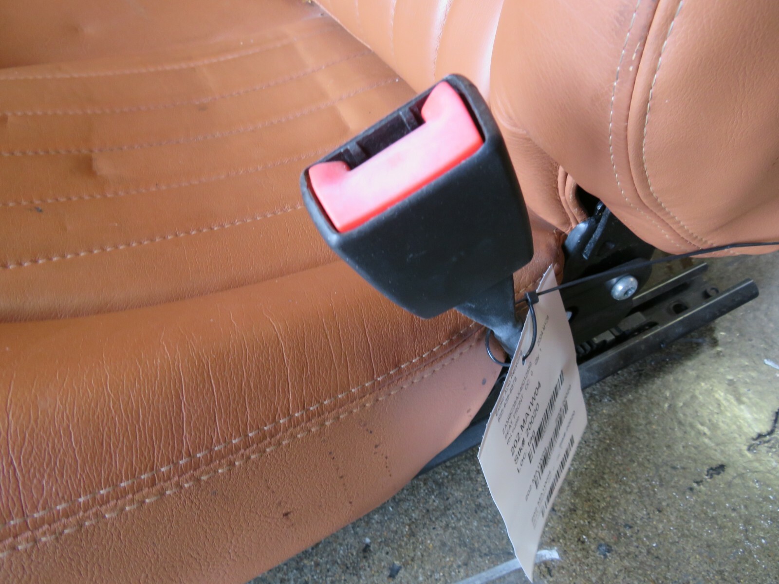 Maserati M128, RH, Right, Front Seat, Cuoio, Used