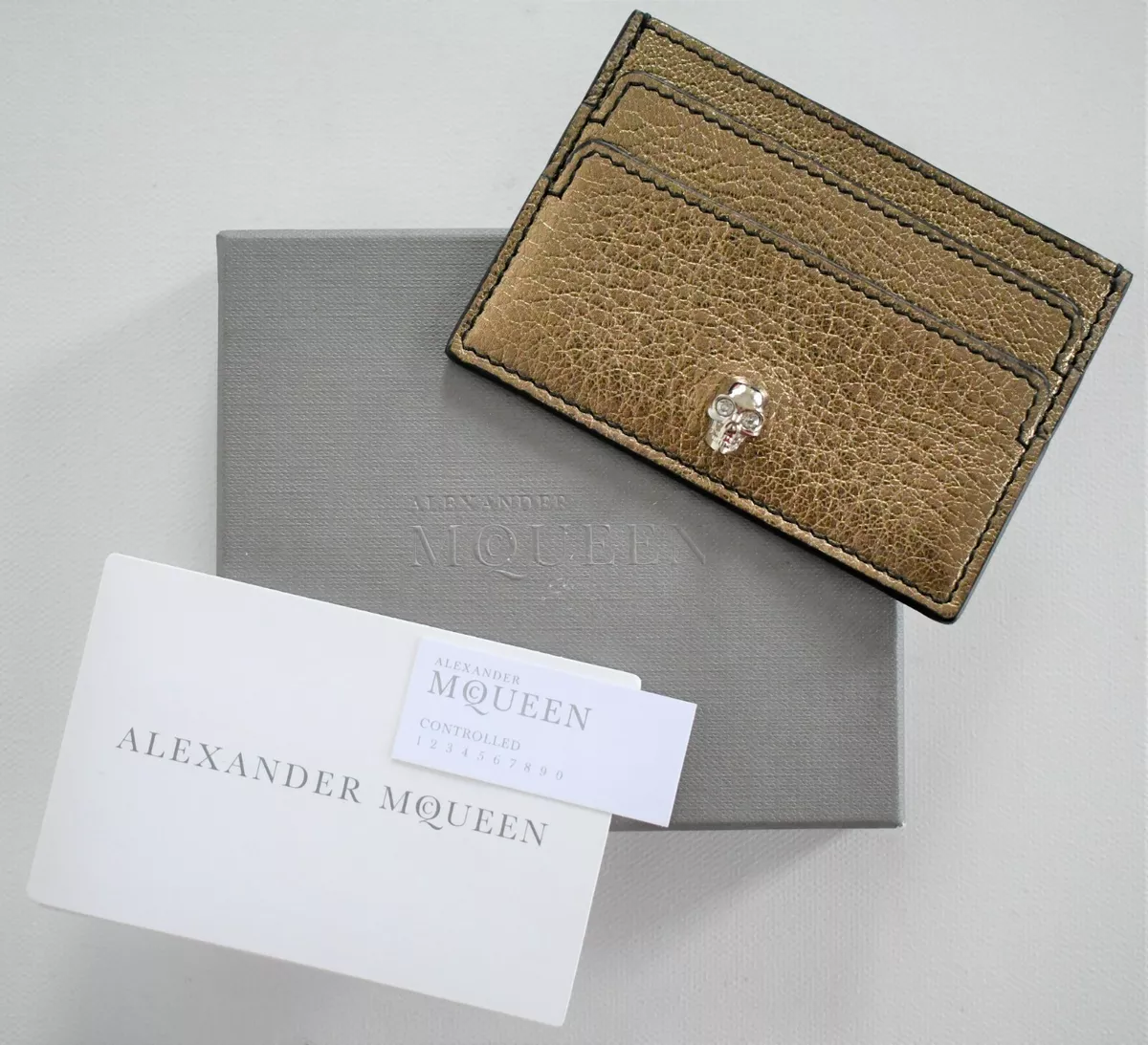 🆕️NEW Auth ALEXANDER McQUEEN SKULL Metallic GOLD CREDIT CARD