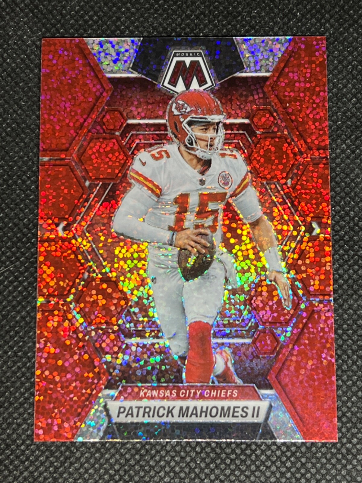 Patrick Mahomes 2023 Mosaic Red Sparkle SP #109 Kansas City Chiefs