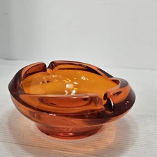 Vtg  MCM Viking Glass Ashtray ~ Persimmon Orange  Glass 2 Slot 