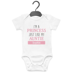 personalised auntie baby grows