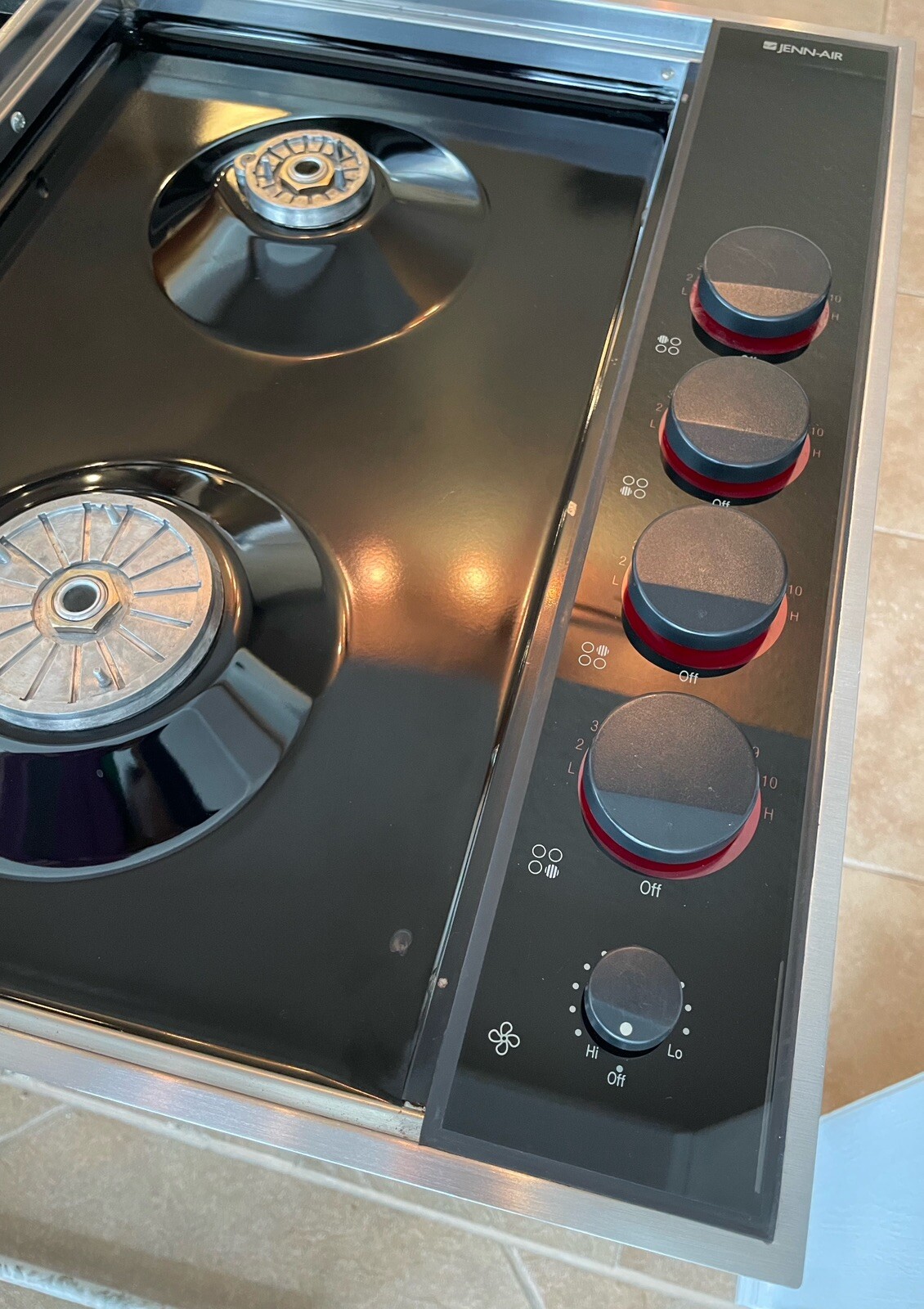 JennAir Expressions Sealed Gas Downdraft Cooktop CVGX2423B Stovetop 34