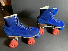 Rollerskates of America, vintageSkates Blue Velvet￼ Size 6 Womens