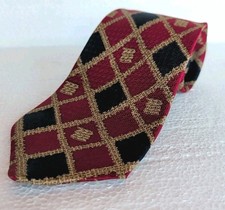 Courchevel by Damon All Silk Made in USA Maroon Harlequin Pattern 56" X 3.75"
