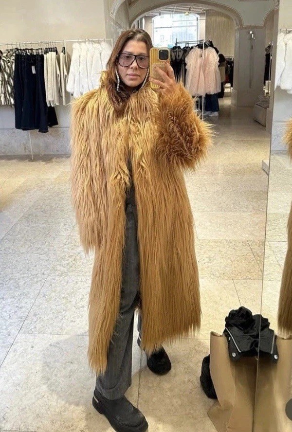 Zara Limited Edition Long Faux Fur Coat Beig Size XS/S Ref 3692/957 £219 thumbnail 2