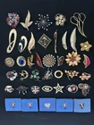Estate Vintage to now Brooches Costume Jewelry Assorted Styles Lot Resell Crafts
