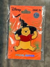 Disney PALM Winnie The Pooh Pin Pumpkin Patch Pals - Pooh - LE 250 2.75” New