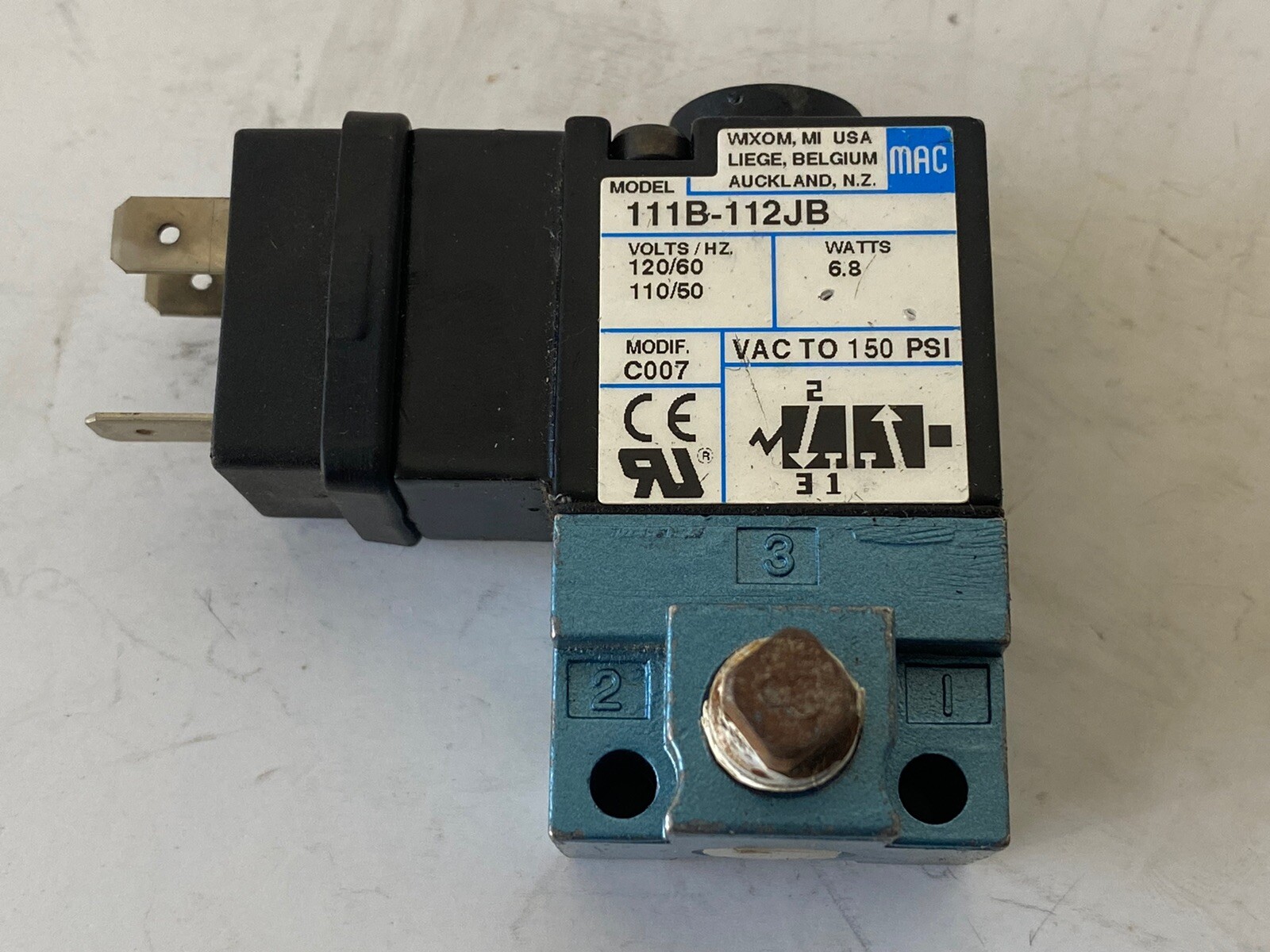MAC 111B-112JB SOLENOID VALVE 120 Volts 6.8 Watts 150 Psi. No Female Side