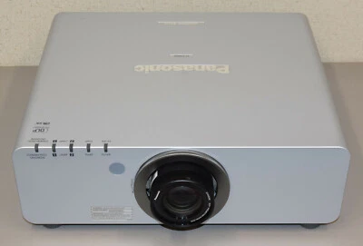 Panasonic PT-D6000 PT-D6000US 6500 Lumen Projector ET-DLE200 Lens 8618 Hours - Image 1 of 4