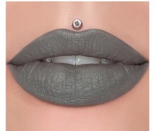 Jeffree Star Velvet Trap Lipstick Drill Sergeant Sultry Grey Gray New