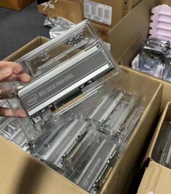 6.4TB INTEL DC P4608 Series SSD PCIE CARD SSDPECKE064T7S MLC NVME
