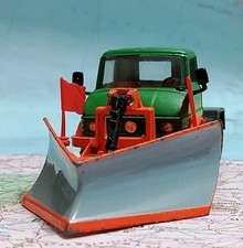 MERCEDES UNIMOG Snowplow - Vintage Corgi toys 1150 , Gt. Britain 1969