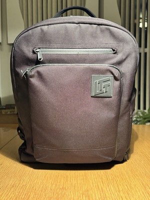 Linus Tech Tips LTT Backpack 35L - Missing Zippers- Excellent Condition