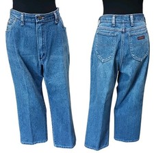 Vintage 1980s Wrangler Straight Cut Cropped No Fault Jeans USA