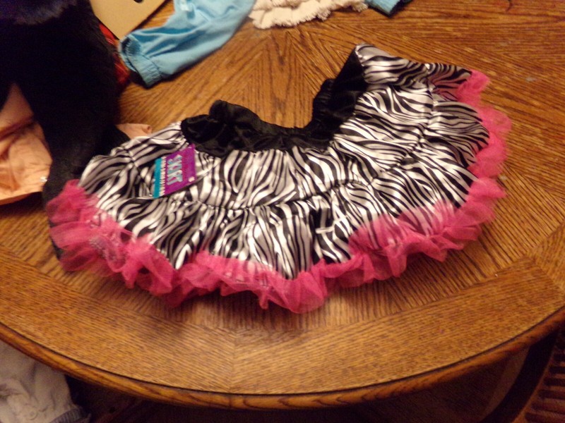 +*TODDLER GIRL FIERCE & FABULOUS PETTY SKIRT ....ONE SIZE F..777..NWT 3T