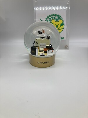 CHANEL Snow Globe Dome 2021 Christmas Novelty No.5 100th