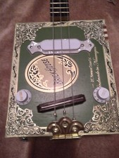 CIGAR BOX GUITAR 3 STR. ACOU/ELE OAK NECK . *Note: BLK. RED OR GREEN BOXES ONLY*