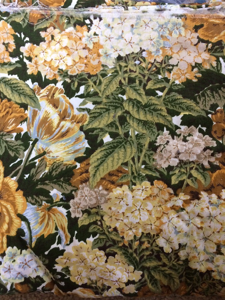 House N Home Fabrics & Draperies Hydrangea Olive Gold Floral 10 3/4