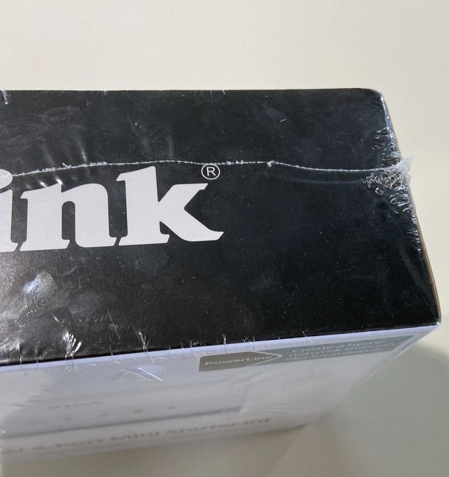 D-Link Systems, Inc. DHP-348AV Powerline AV 4-Port Switch Mini Kit - NEW /SEALED - Image 3 of 4