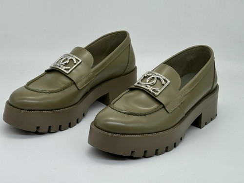 CHANEL 23B Calfskin Leather CC Logo Platform Loafers Flat Shoes Khaki $1575