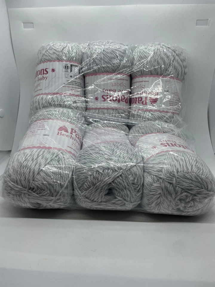 Patons Beehive Baby Sport Yarn. Lot Includes 6 New Skeins Of One Color (BGM) - Image 2 of 4