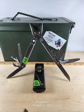 Leatherman Super Tool #ST1 Light usage, Vintage/discontinued