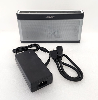 Bose SoundLink III Wireless Bluetooth Speaker Silver model 414255
