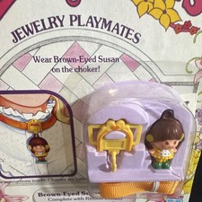 Charmkins Brown-Eyed Susan Charm Choker Necklace, Scented, Ribbon Plastic