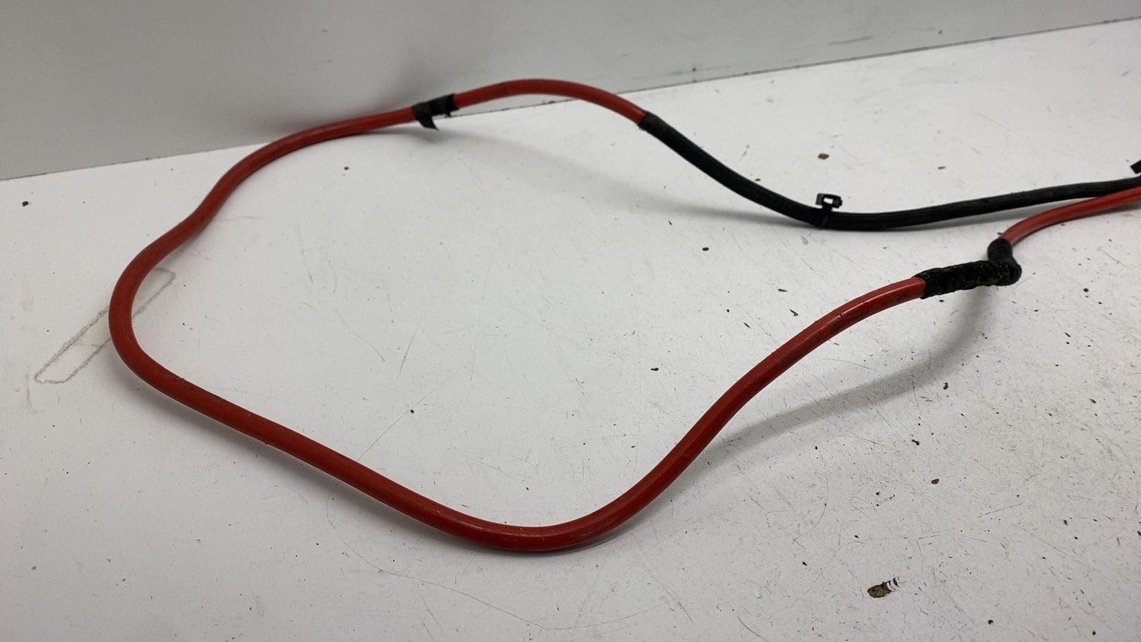 ⭕ 2017-2020 Maserati Ghibli Battery Positive Pole Cable Wire Harness 06700370660